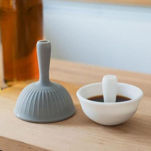 Silicone Funnel Kitchen Splash-proof Non-stick Creative Convenient and lightweight Funnel Home Kitchen Tools Dropshipping New