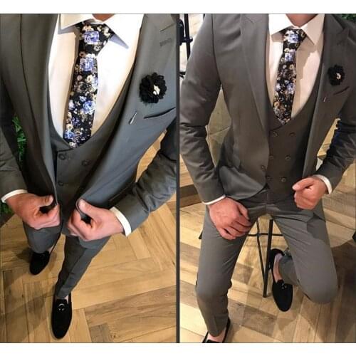 High Quality Wedding Tuxedos One Button Peaked Lapel Mens Business Formal Prom Tuxedos Best Man Blazer Suit (Jacket+vest+Pants)