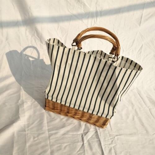 Fashion Beach Bag Big Straw Totes Bag Handmade Woven Women Travel Handbags Luxury Designer Crochet Flower Hand Bags New Summer