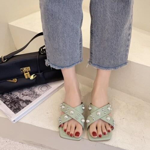 Summer New Style Korean Slippers Women Fashion Pearl Sandals and Slippers Women Flat Shoes Women Shoes Flat Slippers for Women