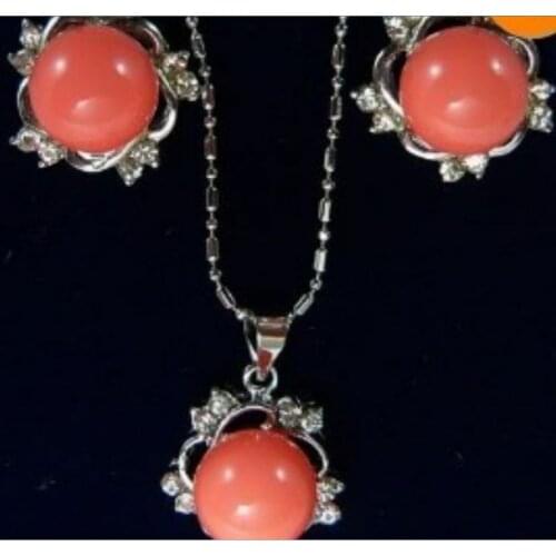 ELEGANT RED CORAL CRYSTAL PENDANT EARRING SET