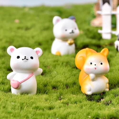 Miniature Animal Figure High Simulation Lovely Wear-resistant Dollhouse Cartoon Resin Squirrel Cat for Gift