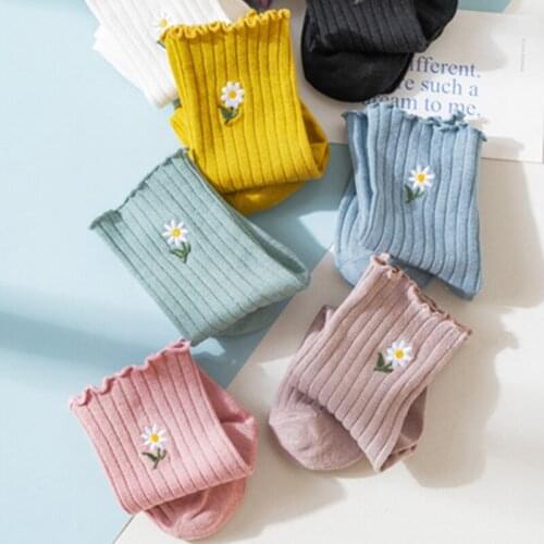 2021 Trend Daisy Socks Men Women Korea Funny Socks Long Socks Black Cool Socks Harajuku GD Hip Hop Cotton Skateboard Socks Men