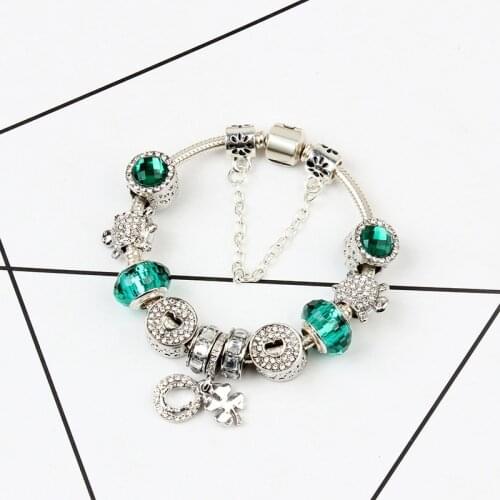 European and American fashion little turtle beaded bracelet Personality wild four-leaf clover pendant female snake bone bracelet