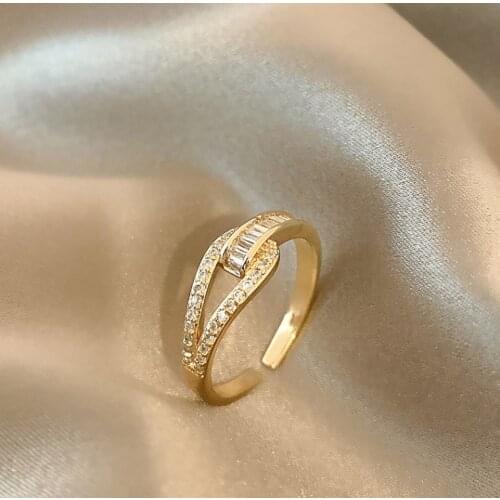 2021 New Temperament Zircon Geometric Buckle Gold Open Rings For Woman Fashion Girls Finger Jewelry Party Luxury Student Ring
