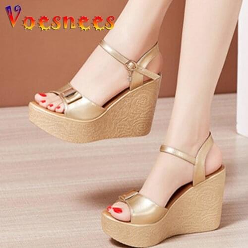 Sexy Party Dress Summer Sandals Women Shoes Wood Grain Bottom Buckle Strap Wedges High Heels Peep Toe Solid Sexy Cheongsam Shoes