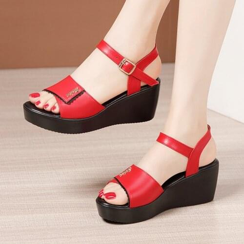 Small Big Size 32-43 Open Head Soft Thick Bottom Platform Sandals Summer Shoes 2021 Casual Medium Heels Wedges Sandals Ladies