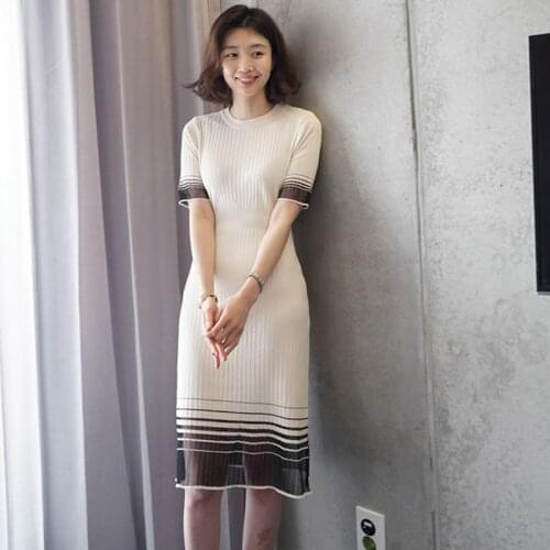 Knitting Dress Female short Sleeve O-neck Patchwork color Ruffle Hem Womens Dresses 2020 Summer New