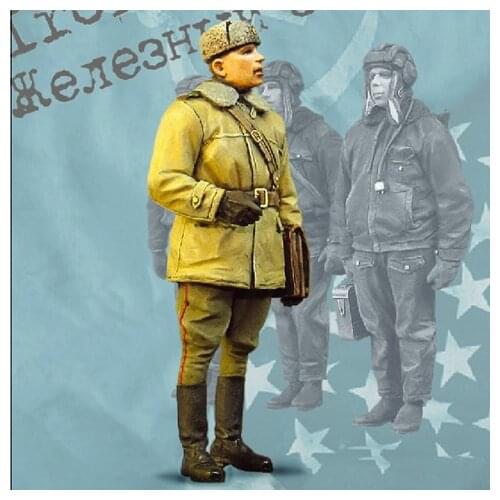 1/35 Soviet tank officers in World War II Resin kit soldiers GK Military theme of WWII Scene combination Uncoated No colour