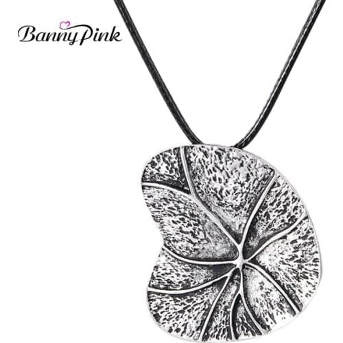 Banny Pink Ethnic Lotus Leaf Pendant & Necklace For Women Big Metal Pendant Necklace Long Adjustable Rope Chain Necklace Collier