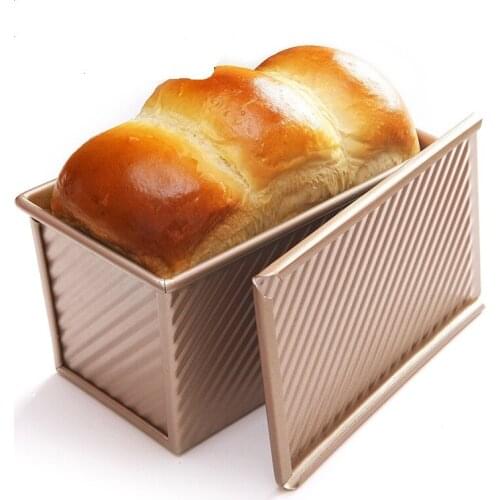 Non-Stick Toast Pans Easy to Clean Bread Moulds with Slip Cover Corrugated Loaf Pan Gold Bread Pans Carbon Steel Cake Moulds