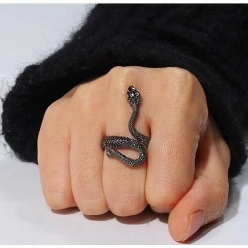 Punk Style Black Vintage Snake Design Rings Boho Gold Color Hip Hop Ring For Women Girl Men BFF Rapper Jewelry