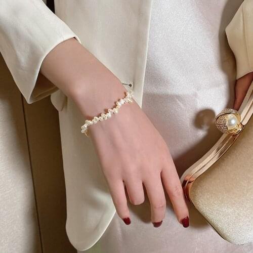 Korean hot selling fashion jewelry simple freshwater pearl elegant female bracelet