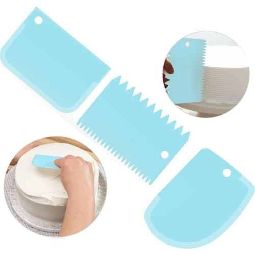 3-piece Set Cream Colorful Scraper Multifunctional Kitchen Baking Cake Essential Tool(random Color)