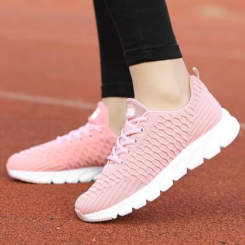2021 Spring and Summer Womens Shoes Solid Color Mesh Breathable Casual Shoes Light Weight Running Womens Vulcanized Shoes