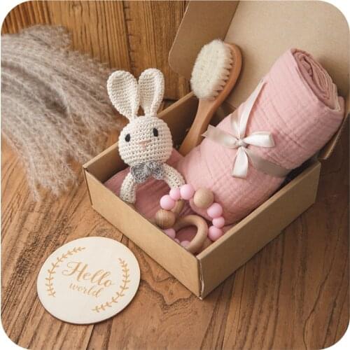 1Set Bath Toys Set Kid Swaddle Wrap Baby Milestones Brush Rattle Bracelet Bibs Product Baby Item Photography Supplies Birth Gift