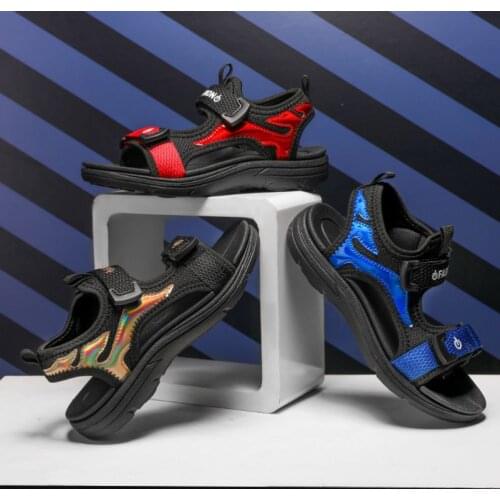 Childrens sandals 2021 summer new Korean fashion large childrens beach shoes soft sole handsome boys open-toed casual shoes