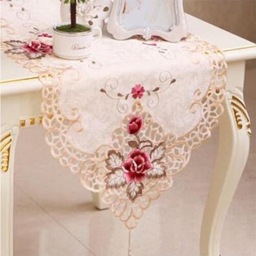 2021 Modern White satin lace table runner cloth cover Nappe towels embroidered tea Christmas tablecloth mantel for wedding decor