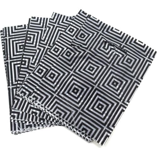 100pcs 2020 New pattern Star pattern Plastic Gift Decorated Packing Shopping Bag Boutique Carrier Bags 20*15cm 171226