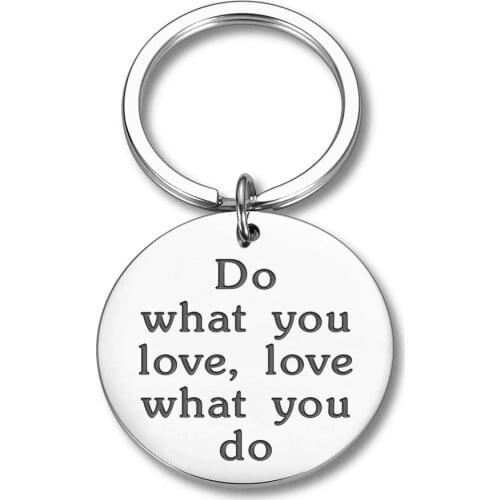 Graduation Gifts Keychain for Son Daughter from Mom Dad Moms Motivational Birthday Keyring Gifts for Women Him Men Boys Girls