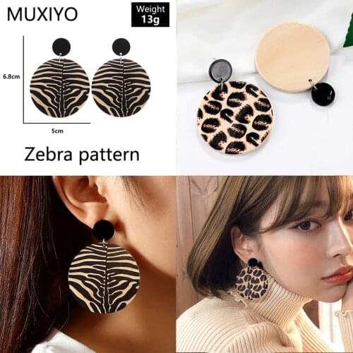 MUXIYO Dangle Earrings