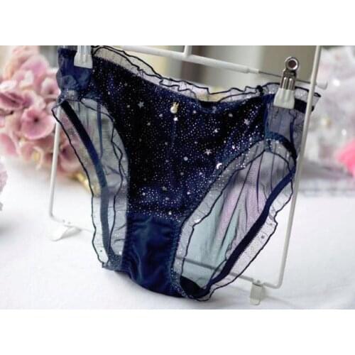2019 New Arrival 100% Real Photo M L XL Lovely Cute Lolita Kawaii Star Gold Print Sexy Lace Panties Underwear Brief Thong WP576