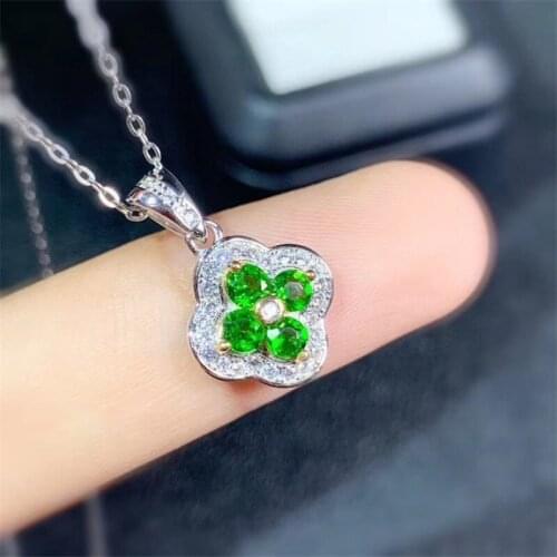 Xinyipeng 925 sterling silver gold-plated inlaid real natural diopside pendant necklace fine wedding jewelry for women