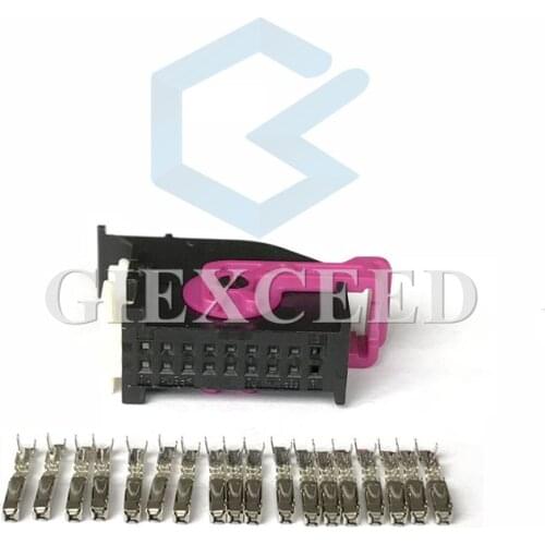 18 Pin 5Q0 972 718A ECU 5Q0972718A Automobile Instrument Socket Automotive Conenctor For GOLF Lamando