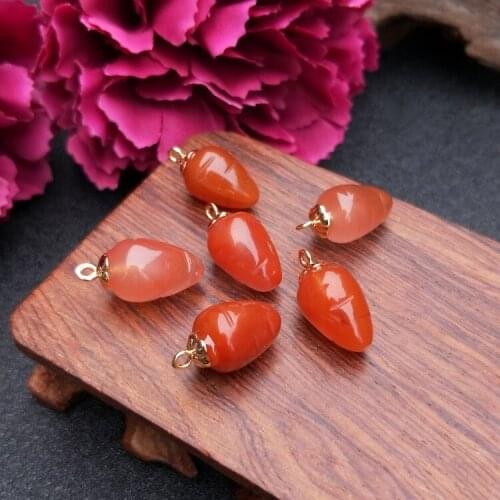 One pieces loose beads RED AGATE carrot SHAPE PENDANT 17MM for DIY jewelry making FPPJ wholesale