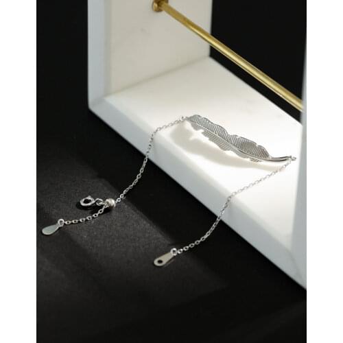 Elegant 925 Sterling Silver Leaf Feather Bracelets For Women Fine Jewelry Hand Chain, Simple Silver Metal Bracelet Bangle Female