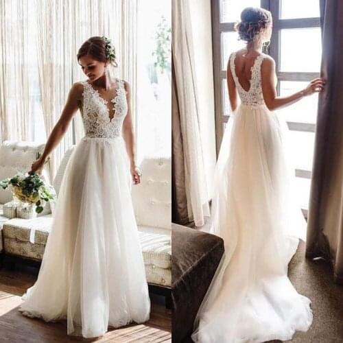 Stunning V Neck Wedding Dress Sleeveless Tulle Long Wedding Dresses Lace A Line Sweep Train Garden Bridal Gowns Custom Made