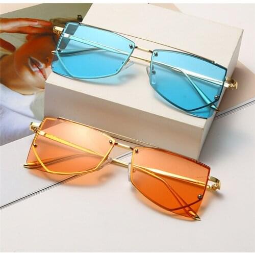 Seemfly Luxury Square Sunglasses Driving Traveling UV Protection Eyeglasses Men Women Fashion Metal Frame Sun Glasses Unisex