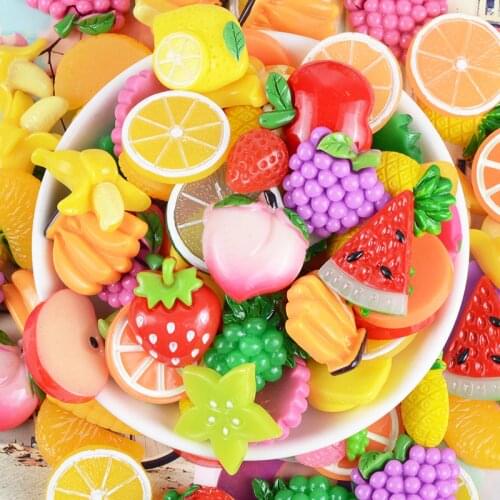 Wholesale 80pcs/Lot DIY Jewelry Findings Resin Cabochons Kawaii Fruit Grape Pear Strawbery Banana Orange Apple Kiwi Beads Decor