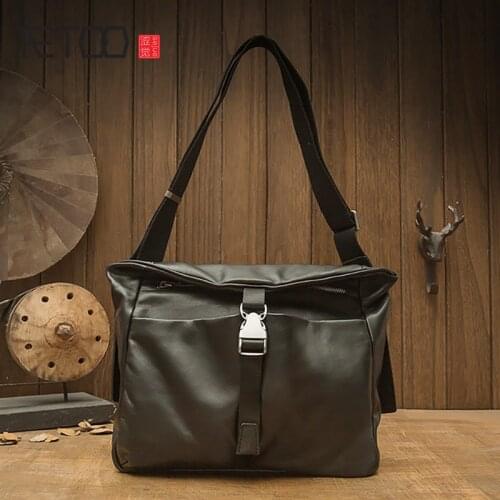 AETOO Handmade leather messenger bag, mens trendy shoulder bag, large capacity and versatile mens bag