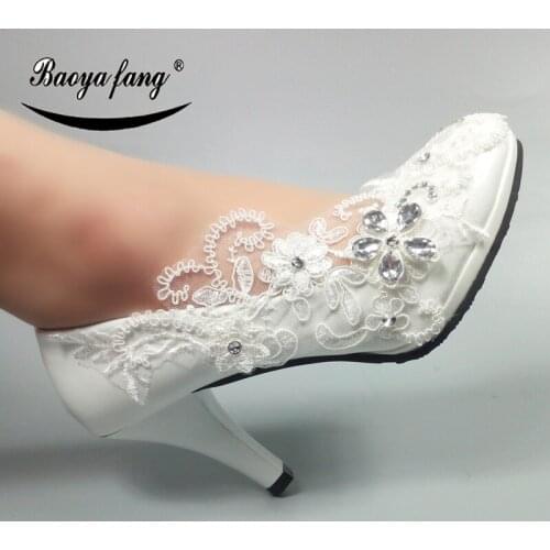 2018 New white Flower crystal womens wedding shoes Bridal High shoes Thin heel round toe Platform shoes woman