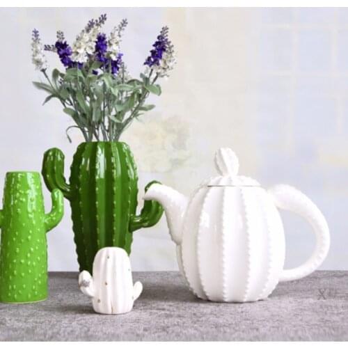 Cute Nordic Personal White Teapot Creative Ceramic Container Kung Fu Tea Set Chinese Porcelain Bouilloire Tea Infuser Ed50cf