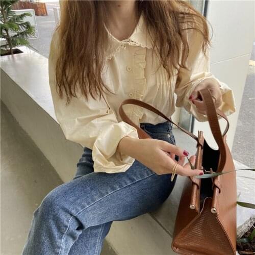 RUGOD 2021 Korean solid color wild pleated shirt with wood ears