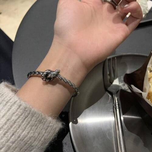 New Arrival 925 Sterling Silver Trendy Tie A Knot Cross Lady Bangle Promotion Jewelry For Women Best New Year Gift Never Fade