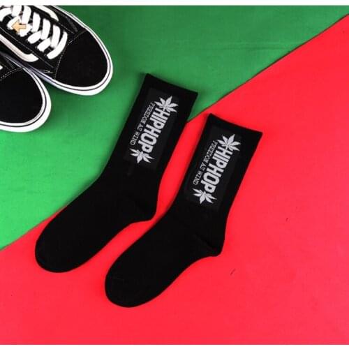 European and American street skateboarding hip-hop mid-tube stockings autumn and winter cotton men and women couple personality