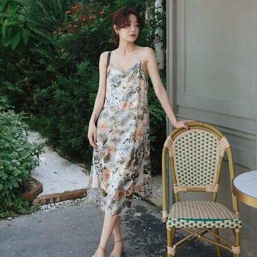 Sexy Women Sling Long Dress Sleeveless V-neck Vacation Beach Dress Summer Fashion Dresses