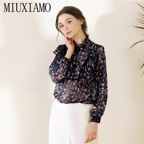 MIUXIMAO Lace Blouses