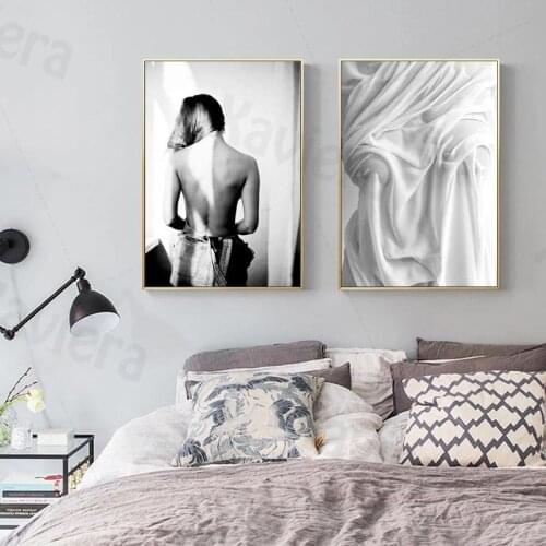 Retro Sexy Girl Back Wet Shirt Wall Art Canvas Painting Nordic Poster HD Black and White Prints Home Decor Girl Bedroom Murals