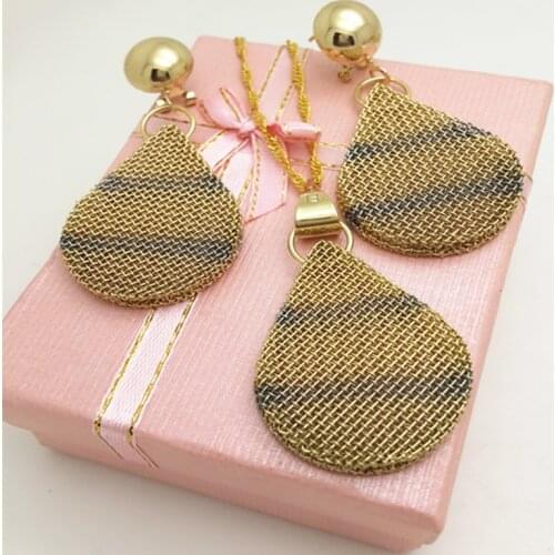 New 2018 Hoop Earrings Pendant Necklace Womens Jewelry Sets Copper Gold Color Fashion Party Daily Wear Gift Wedding accessories