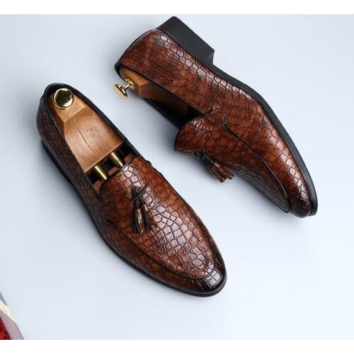 Tassel Men Party Loafers Shoes 2021 Spring Autumn Slip-On Casual Driving Shoes Mens Vintage Design Man Moccasins