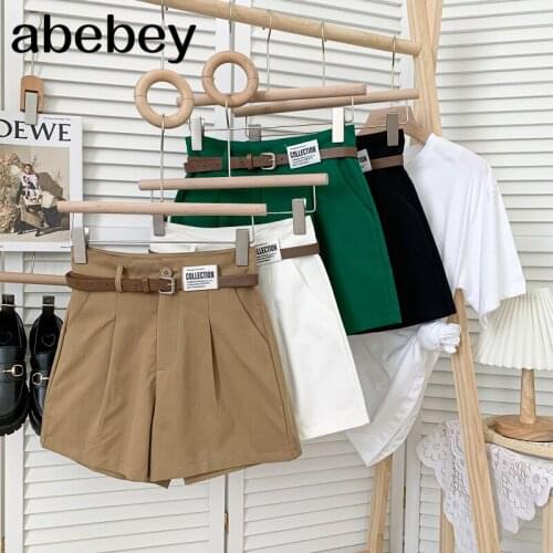 Fashion versatile solid Shorts high waist pleated lace up waist casual wide leg Shorts with belt 2021 New Summer Women