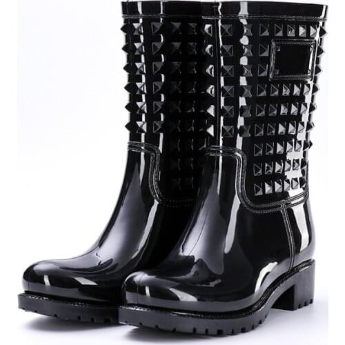 Rain Boots Fashion Waterproof Women Winter Boots Casual PVC Large Size Girl Rainboots Garden Washing Work Rubber Rain Shoes