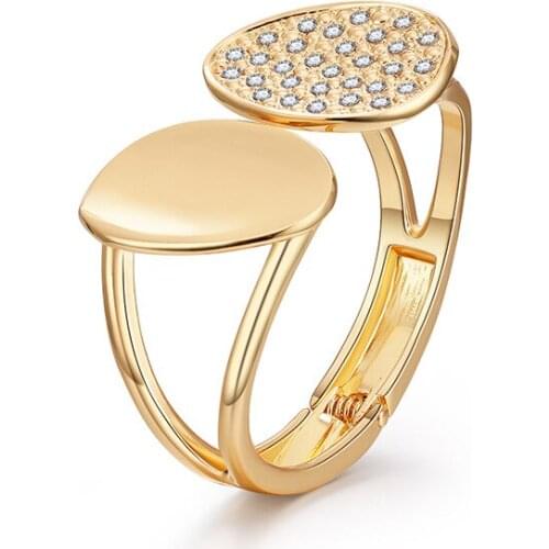 ORNAPEADIA Popular Bracelet Minimalist Glossy Ladies Profiled Hollow Bracelet with Diamonds and Gold-plated Cuff Bracelet