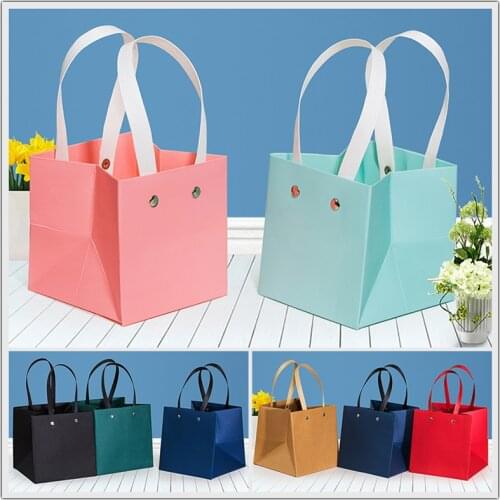 Waterproof Paper Handy Gift Bag Kraft Handbag Wedding Rose Party Gift Box Packaging For Candy Portable Flower Bag