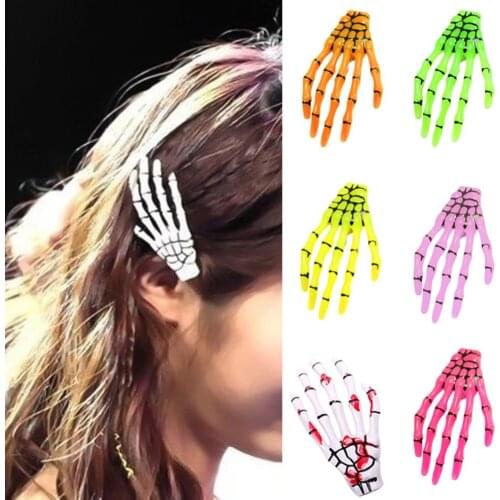 Punk Women Skeleton Claw Zombie Hand Hair Clip Hairpin Bobby Pin Halloween Decor unique hair decor for Halloween party Hairpin