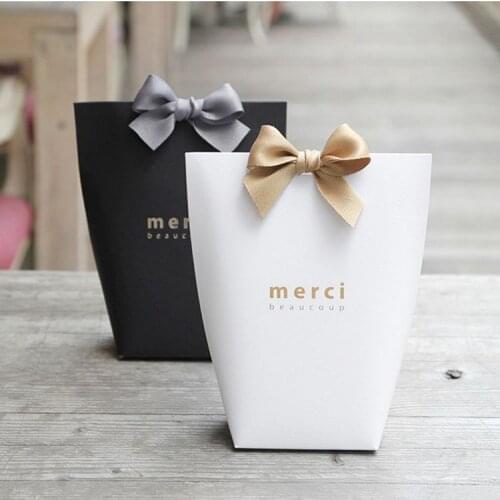 10pcs Upscale Black White Bronzing "Merci" Candy Bag French Thank You Wedding Favors Gift Box Package Birthday Party Favor Bags